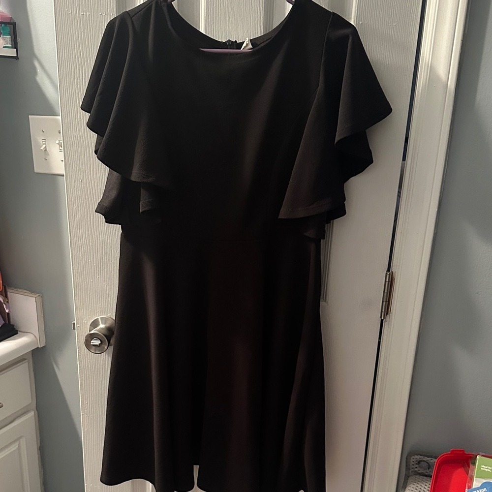 ROMWE Black Ruffle Sleeve Mini Dress